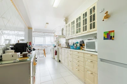 Apartamento T3 para Venda em Arroios