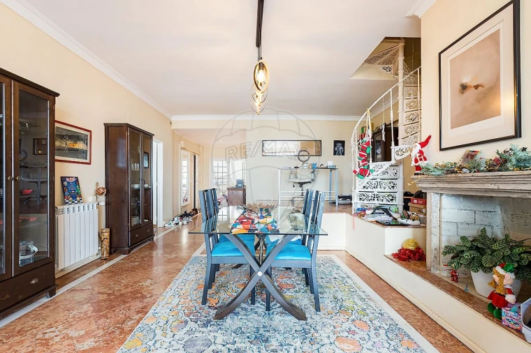 Apartamento T3 para Venda em Arroios Foto 10