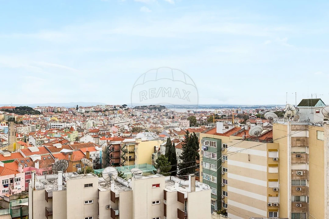 Apartamento T3 para Venda em Arroios Foto 22
