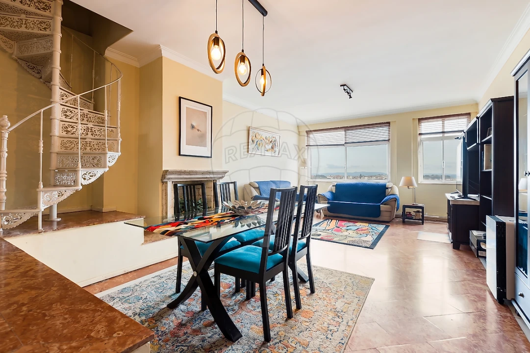 Apartamento T3 para Venda em Areeiro Foto 21