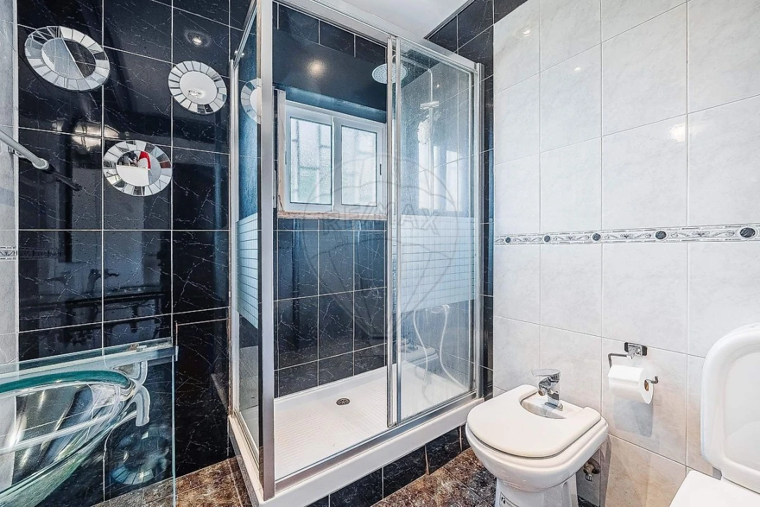 Apartamento T3 para Venda em Agualva e Mira-Sintra Foto 13