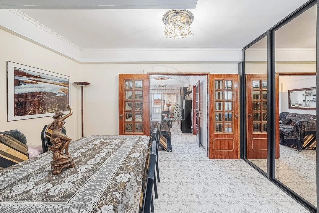 Apartamento T3 para Venda em Agualva e Mira-Sintra Foto 24