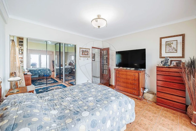 Apartamento T3 para Venda em Agualva e Mira-Sintra Foto 18