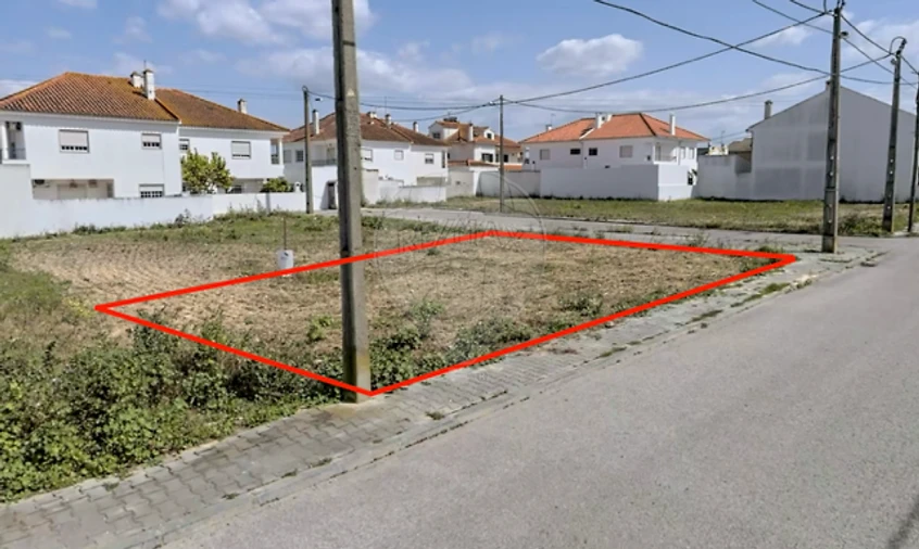 Terreno para Venda em Sarilhos Grandes Foto 4