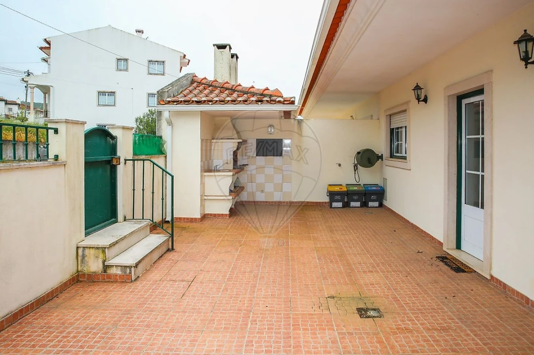 Moradia T3 para Venda em Minde Foto 5