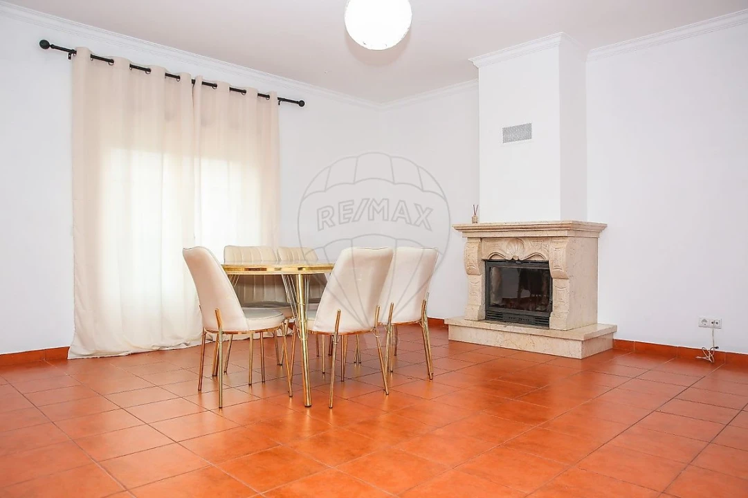 Moradia T3 para Venda em Minde Foto 3