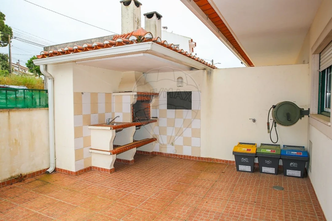 Moradia T3 para Venda em Minde Foto 13