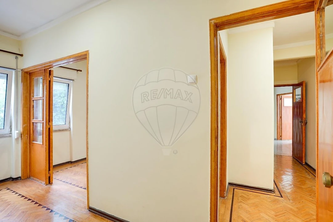 Apartamento T4 para Venda em Venteira Foto 21