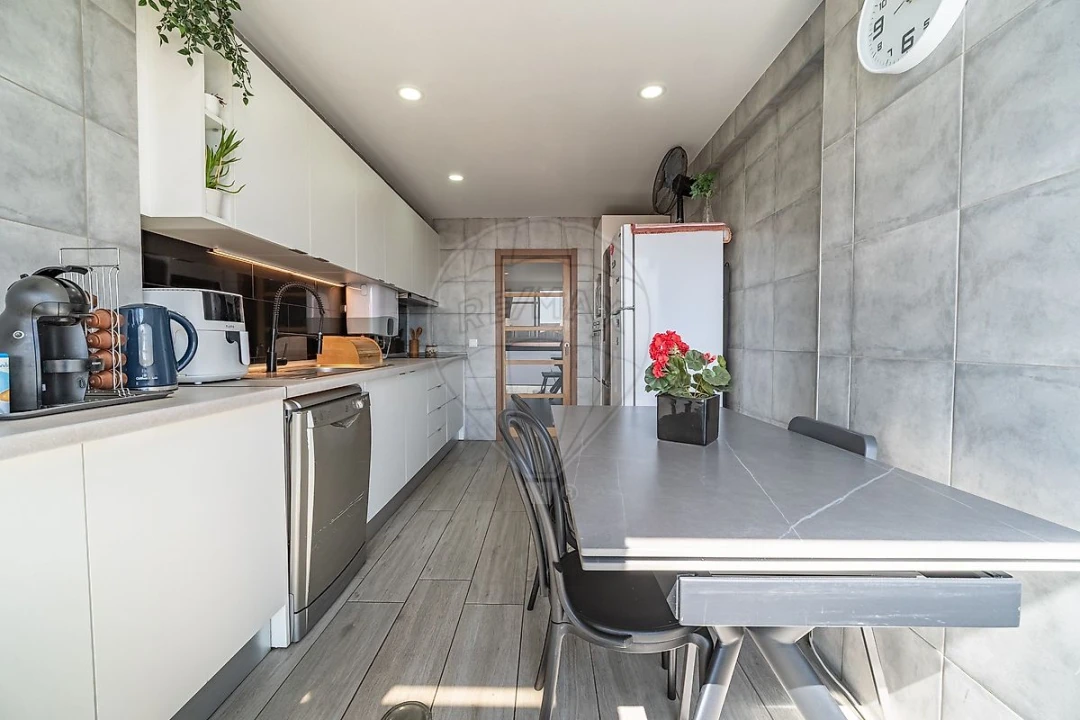 Apartamento T3 para Venda em Santa Joana Foto 8