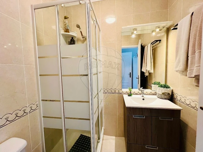 Apartamento T3 para Venda em Benavente Foto 10