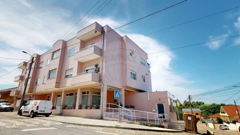 Apartamento T2 para Venda em Coronado (São Romão e São Mamede)