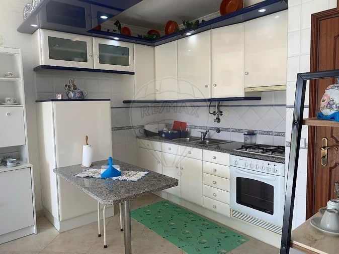 Apartamento T1 para Venda em Buarcos Foto 2