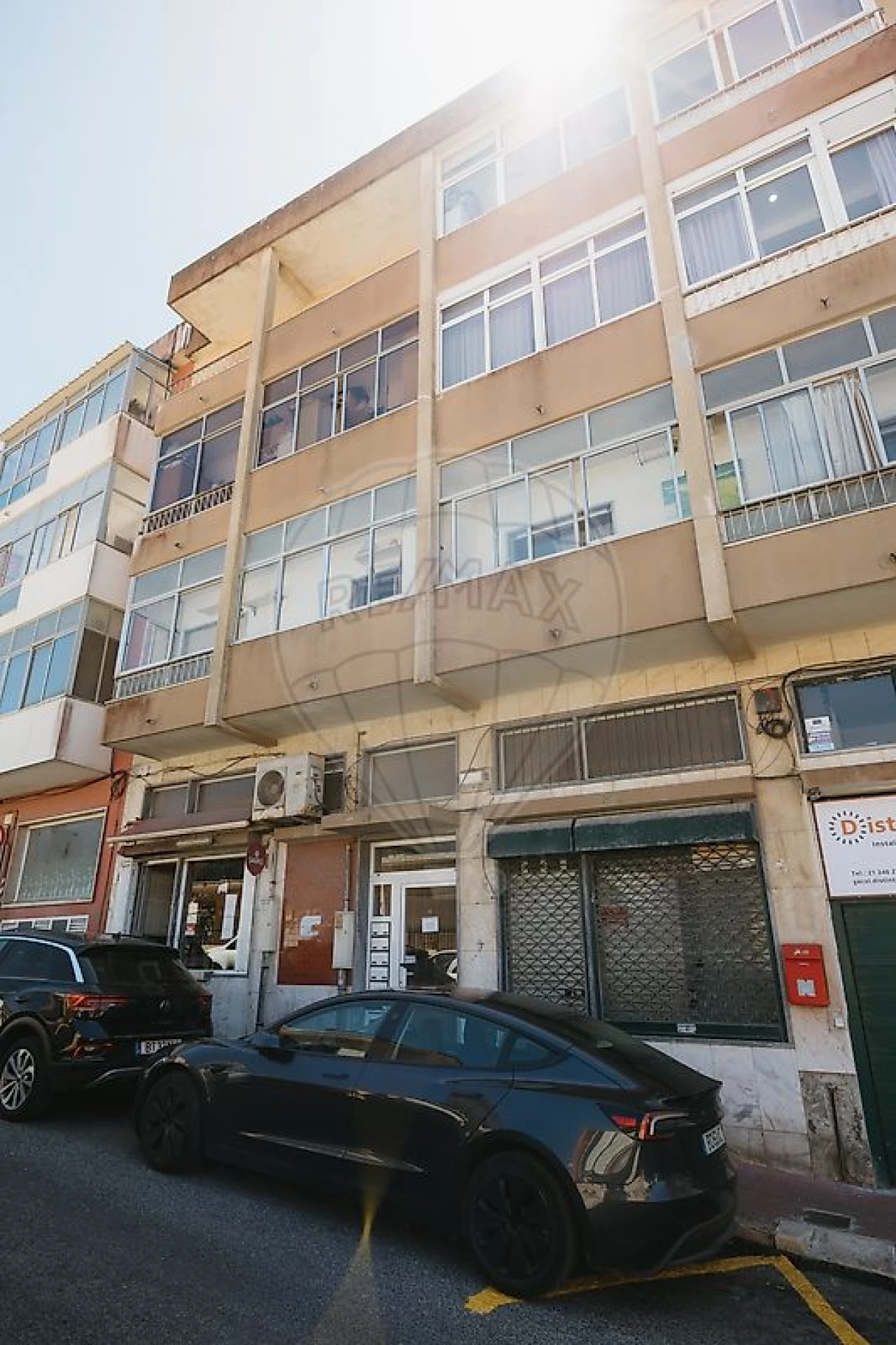 Apartamento T2 para Venda em Porto Salvo Foto 5