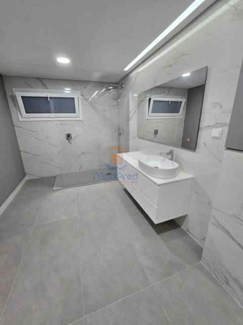 Apartamento T3 para Venda em Alverca do Ribatejo e Sobralinho