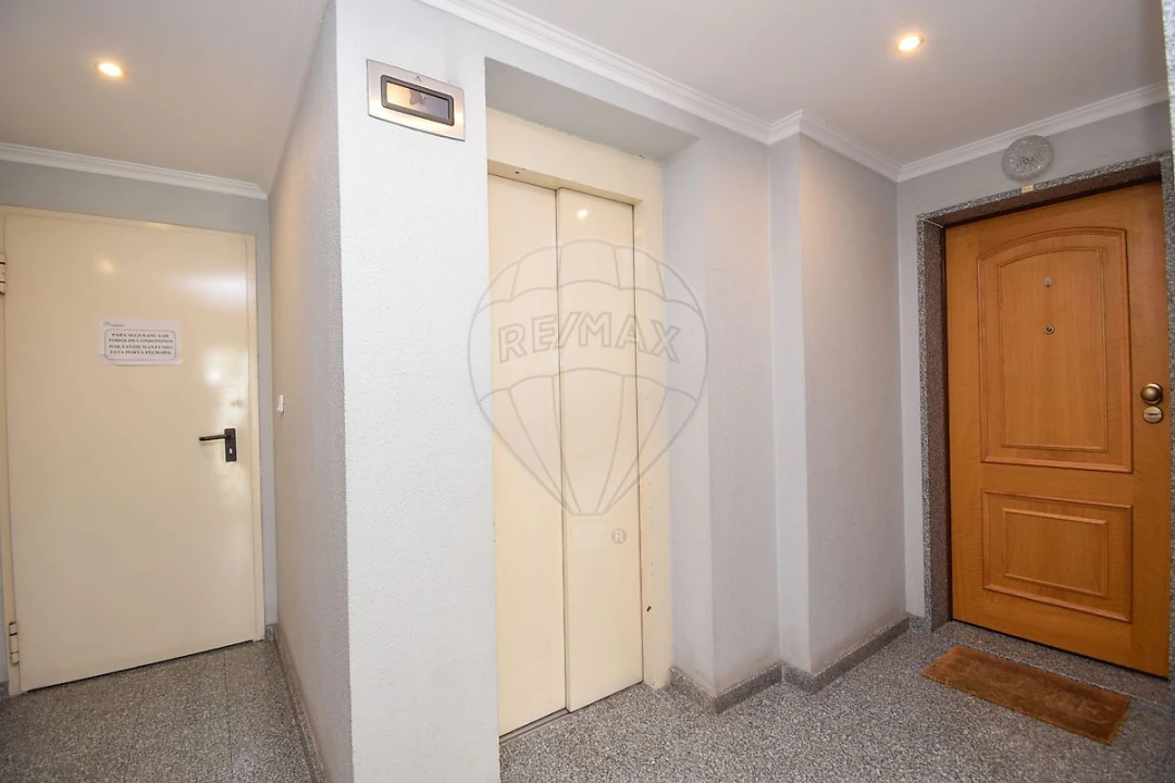 Apartamento T3 para Venda em Vila Franca de Xira Foto 22
