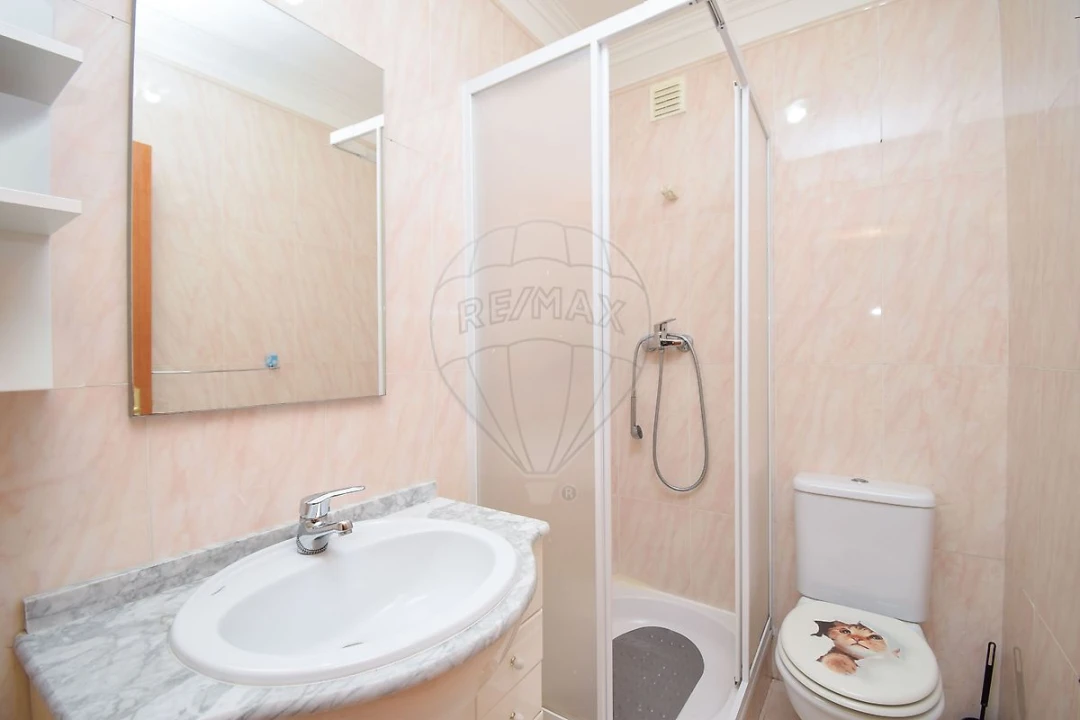 Apartamento T3 para Venda em Vila Franca de Xira Foto 9