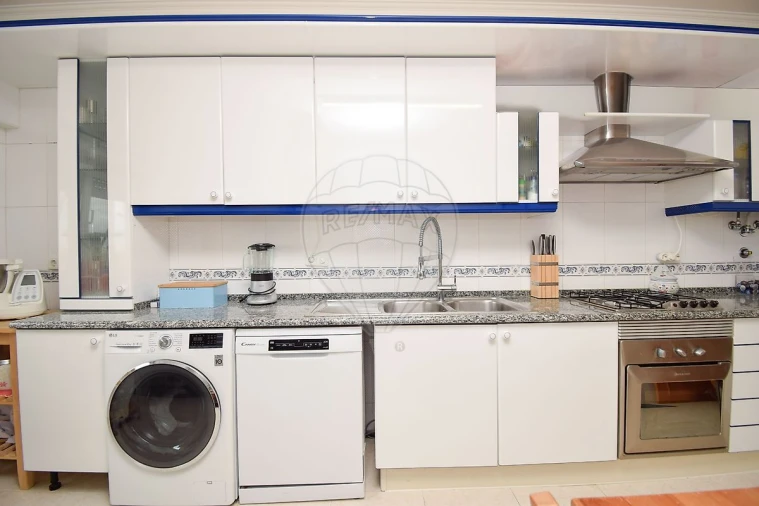 Apartamento T3 para Venda em Vila Franca de Xira Foto 15