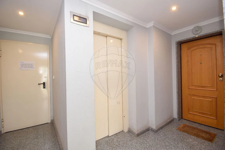 Apartamento T3 para Venda em Vila Franca de Xira Foto 22