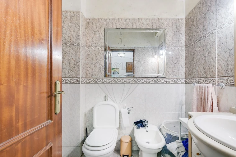 Apartamento T2 para Venda em Cacém e São Marcos Foto 16