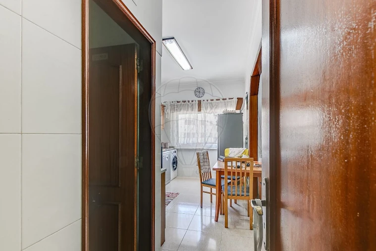 Apartamento T2 para Venda em Cacém e São Marcos Foto 7
