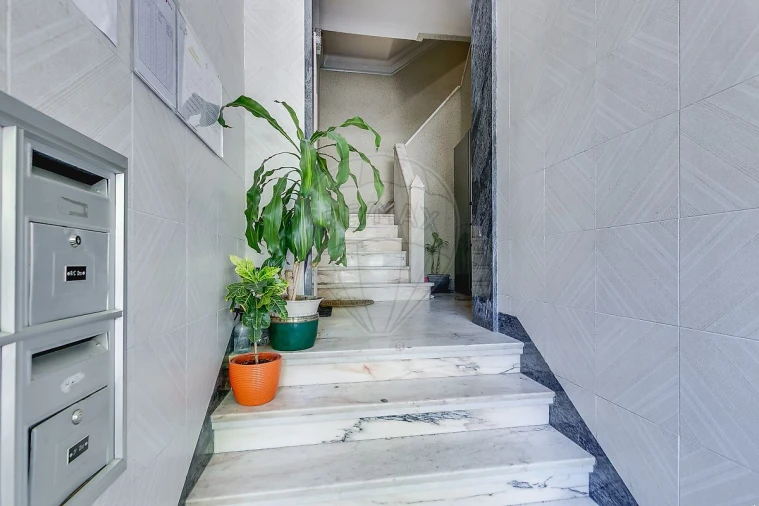 Apartamento T2 para Venda em Cacém e São Marcos Foto 11