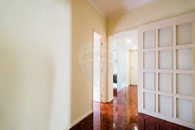 Apartamento T2 para Arrendamento em Arroios Foto 9