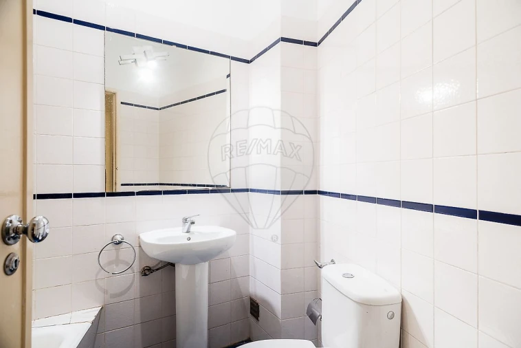 Apartamento T2 para Arrendamento em Arroios Foto 5