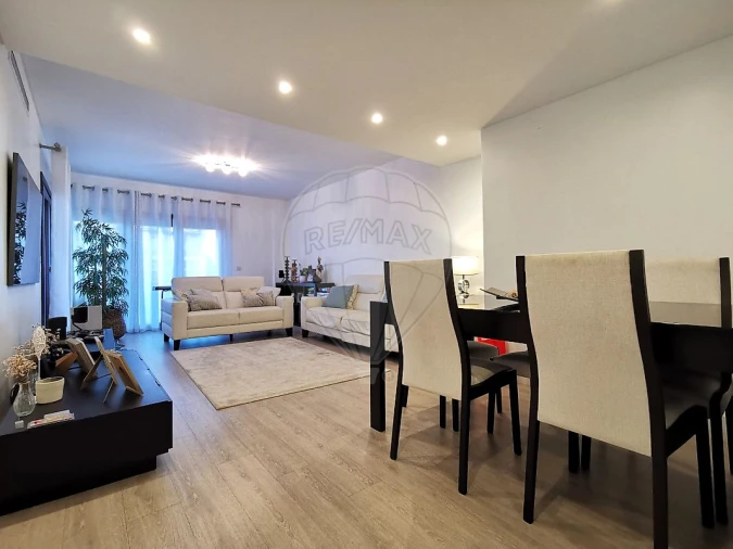 Apartamento T3 para Venda em Alverca do Ribatejo e Sobralinho Foto 6