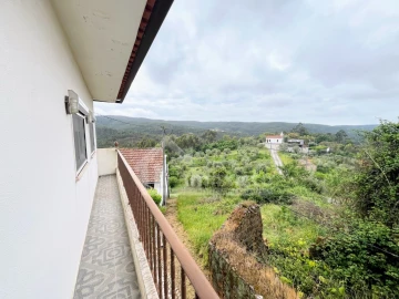 Moradia T3 para Venda em Aguda