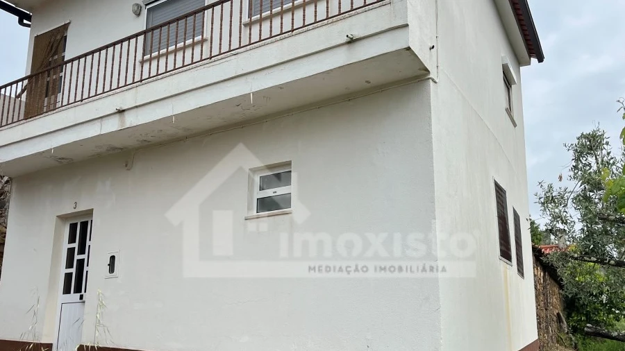 Moradia T3 para Venda em Aguda