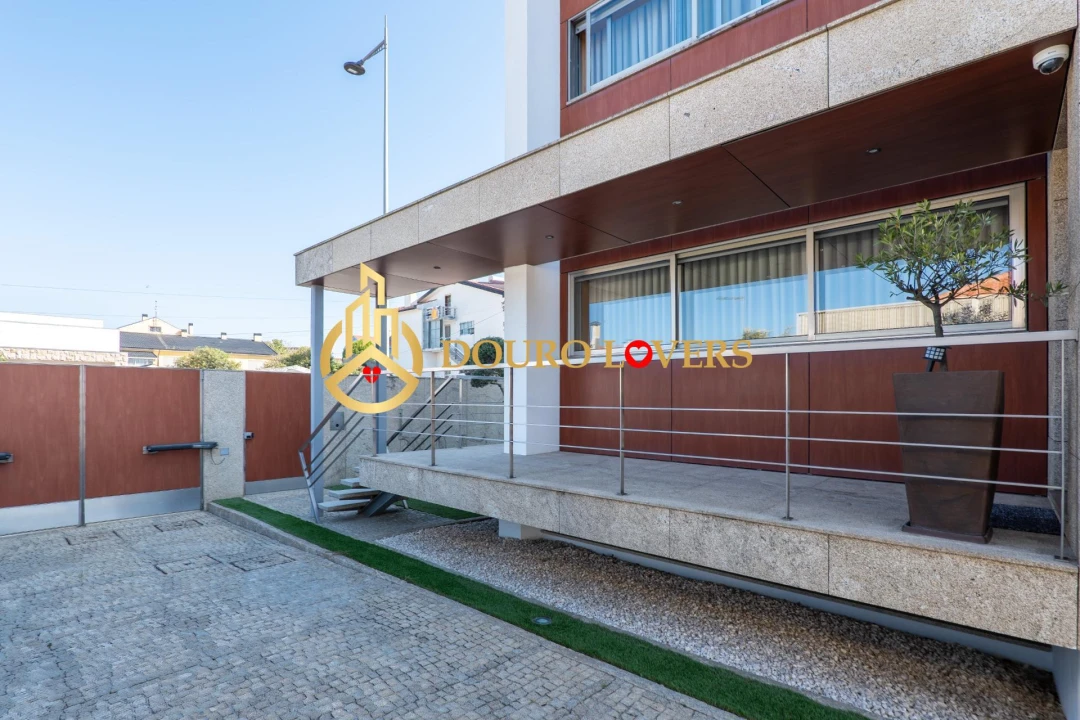 Moradia T3 para Venda em Canidelo Foto 46