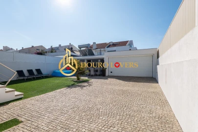 Moradia T3 para Venda em Canidelo