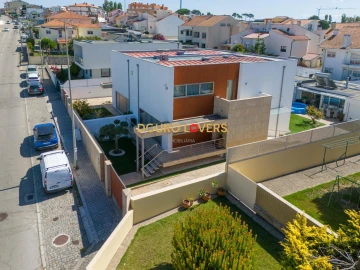Moradia T3 para Venda em Canidelo