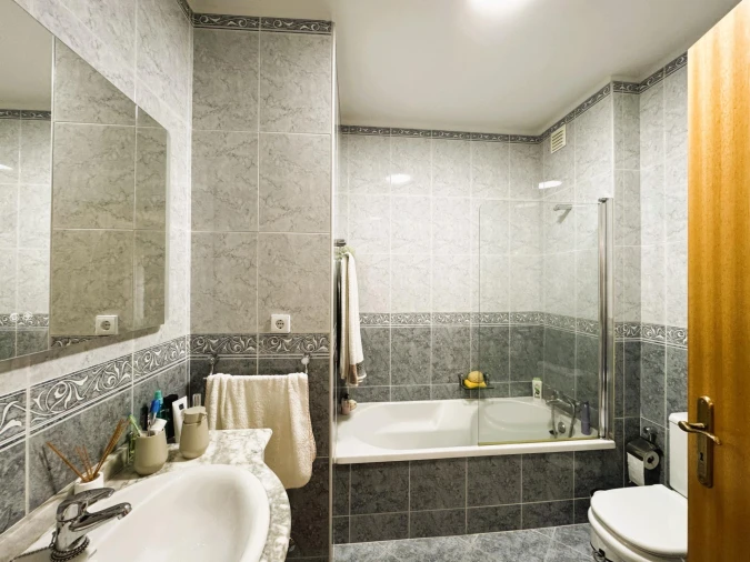 Apartamento T4 para Venda em Póvoa de Varzim, Beiriz e Argivai Foto 3