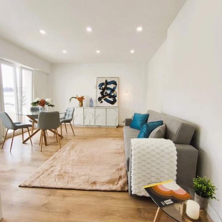 Apartamento T3 para Venda em Benfica Foto 3