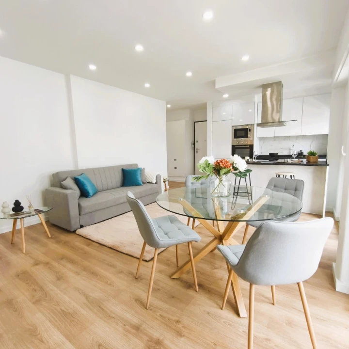 Apartamento T3 para Venda em Benfica Foto 1