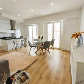 Apartamento T3 para Venda em Benfica