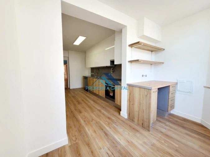 Apartamento T3 para Venda em São Domingos de Benfica Foto 16
