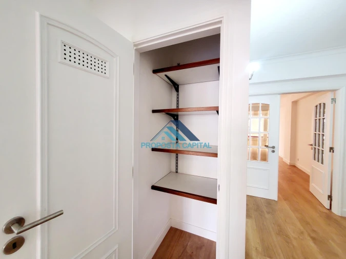 Apartamento T3 para Venda em São Domingos de Benfica Foto 21