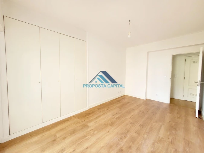 Apartamento T3 para Venda em São Domingos de Benfica Foto 26