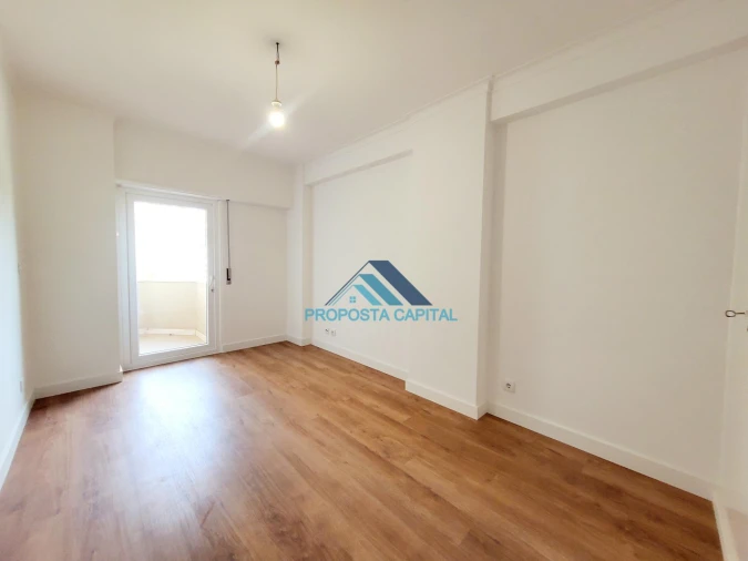Apartamento T3 para Venda em São Domingos de Benfica Foto 41