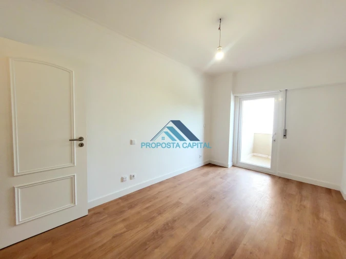 Apartamento T3 para Venda em São Domingos de Benfica Foto 42