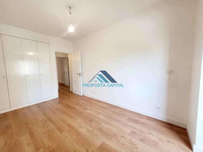 Apartamento T3 para Venda em São Domingos de Benfica Foto 43