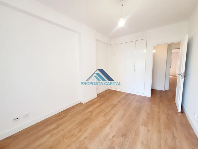 Apartamento T3 para Venda em São Domingos de Benfica Foto 45