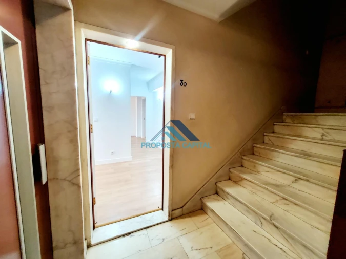 Apartamento T3 para Venda em São Domingos de Benfica Foto 46