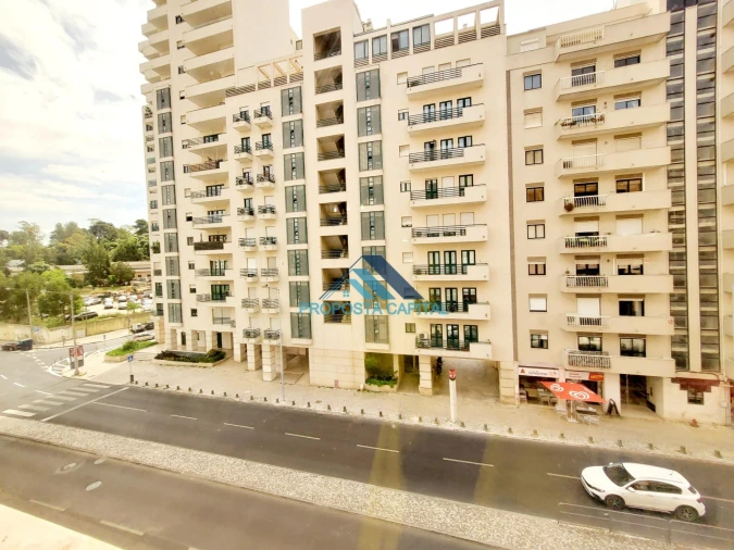 Apartamento T3 para Venda em São Domingos de Benfica Foto 8