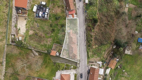 Moradia T6 para Venda em Serzedelo