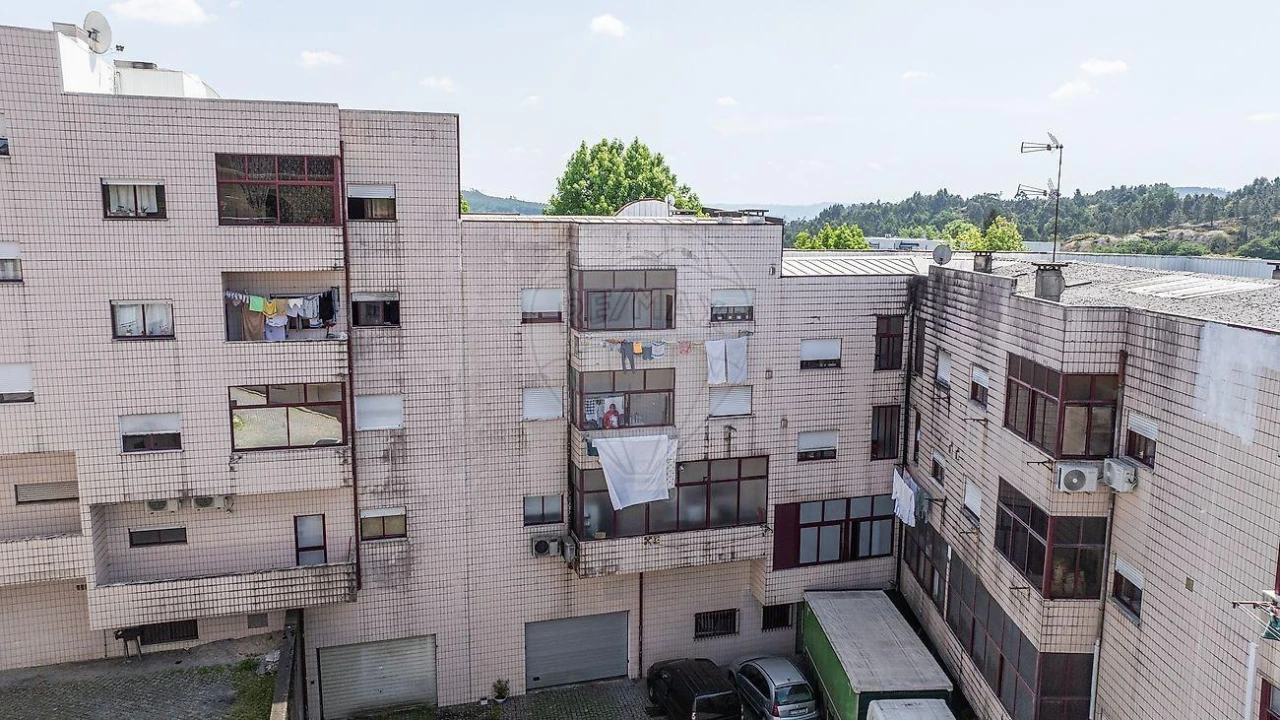 Apartamento T3 para Venda em Brito Foto 20