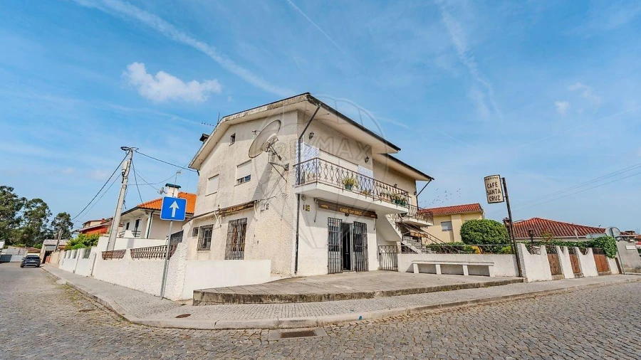 Moradia T3 para Venda em Merelim (São Pedro) e Frossos
