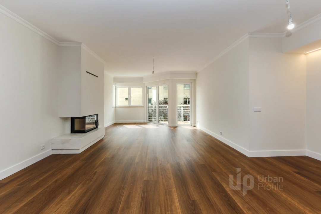 Apartamento T3 para Venda em Parque das Nações Foto 1